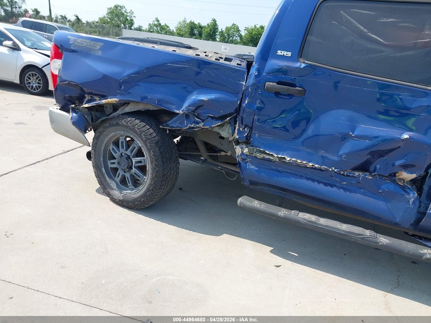 2015 Toyota Tundra VIN 5TFEM5F13FX085746 IAAI salvage auction — RIGHT SIDE, Salvage (Texas), sold $4,100 on 2026-08-01 (photo 6)