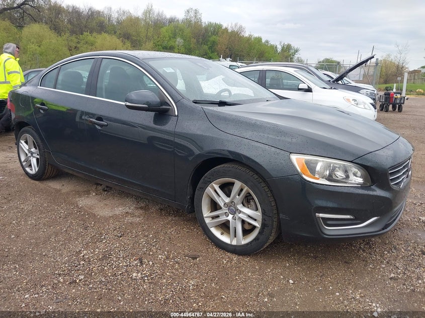 2014 Volvo S60 VIN YV1612FS6E2285272 IAAI salvage auction — REAR END, Salvage (Illinois), sold $1,750 on 2026-07-28 (photo 1)