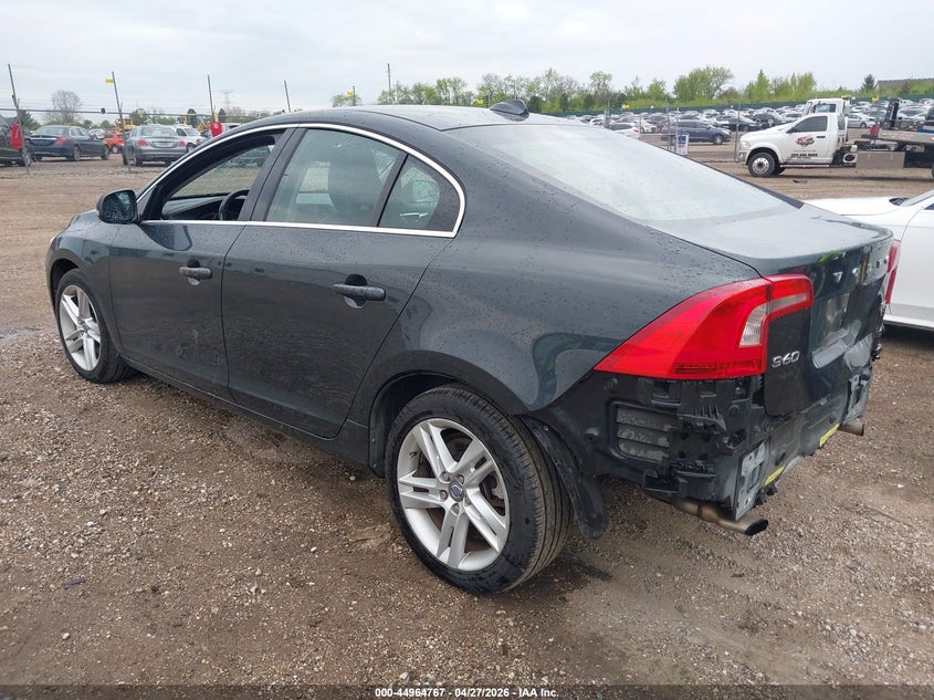2014 Volvo S60 VIN YV1612FS6E2285272 IAAI salvage auction — REAR END, Salvage (Illinois), sold $1,750 on 2026-07-28 (photo 3)