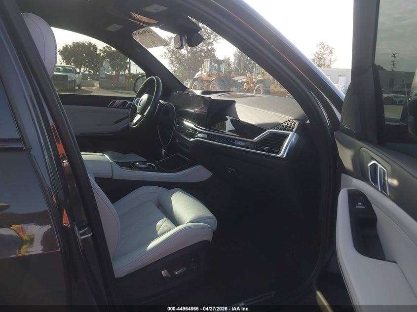 2025 BMW X5 VIN 5UX23EU08S9W59139 IAAI salvage auction — THEFT, Salvage Title, sold $38,250 on 2026-07-30 (photo 5)