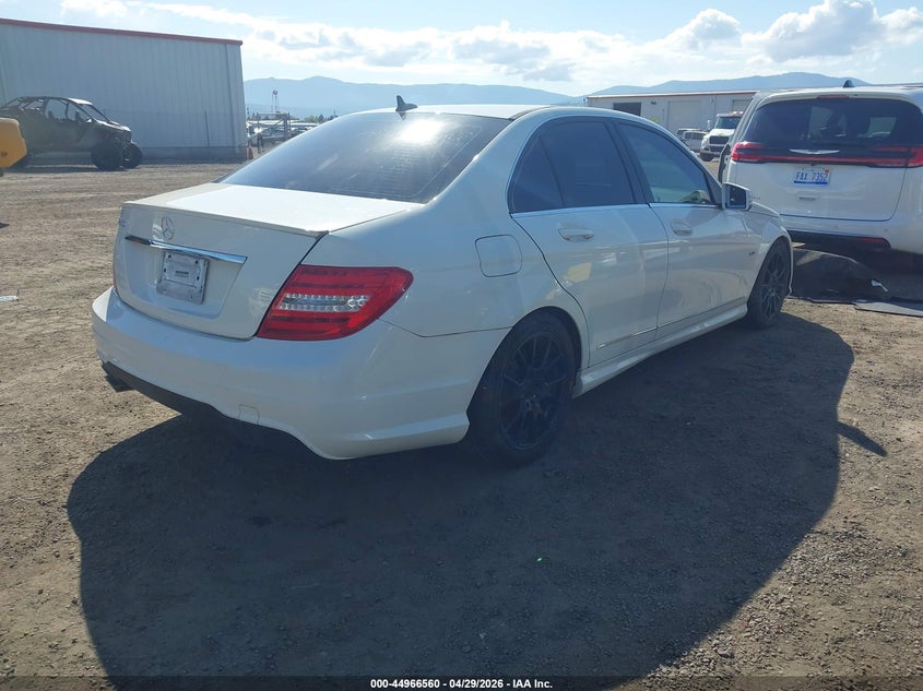 2012 Mercedes-benz C-klasse VIN WDDGF4HB9CR208703 IAAI salvage auction — NORMAL WEAR, Salvage (Texas), sold $175 on 2026-08-11 (photo 4)