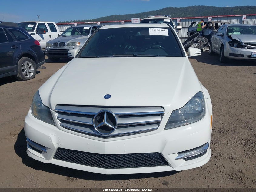 2012 Mercedes-benz C-klasse VIN WDDGF4HB9CR208703 IAAI salvage auction — NORMAL WEAR, Salvage (Texas), sold $175 on 2026-08-11 (photo 6)