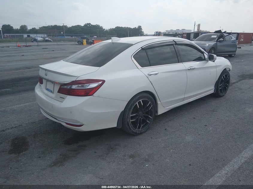 2017 Honda Accord VIN JHMCR6F7XHC014748 IAAI salvage auction — FRONT END, Salvage Title, sold $2,400 on 2026-07-25 (photo 4)