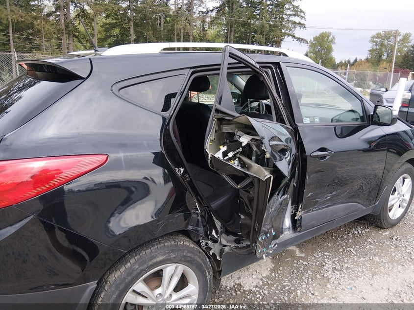 2013 Hyundai Tucson VIN KM8JUCAC0DU773418 IAAI salvage auction — RIGHT SIDE, Wait Title, sold $1,225 on 2026-07-08 (photo 6)