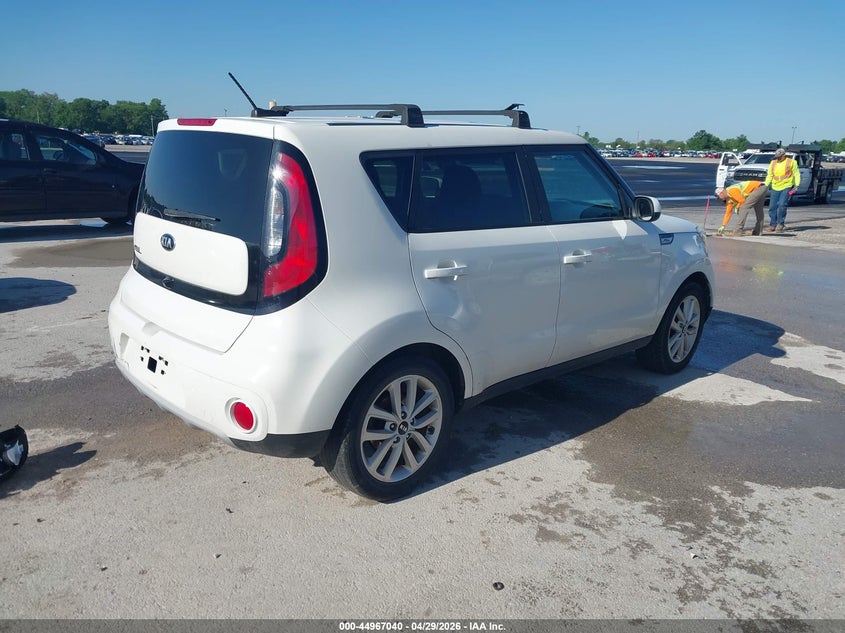 2019 Kia Soul VIN KNDJP3A57K7677116 IAAI salvage auction — LEFT FRONT, Salvage Title, sold $1,400 on 2026-07-14 (photo 4)