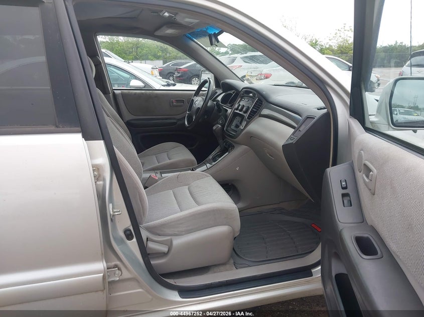 2003 Toyota Highlander VIN JTEGD21A130058740 IAAI salvage auction — NORMAL WEAR, Salvage (Texas), sold $325 on 2026-07-21 (photo 5)
