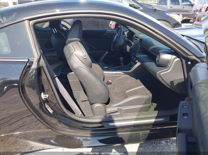 2025 Toyota Gr 86 VIN JF1ZNBE19S9753682 IAAI salvage auction — FRONT END, Salvage Title, sold $9,600 on 2026-07-21 (photo 5)