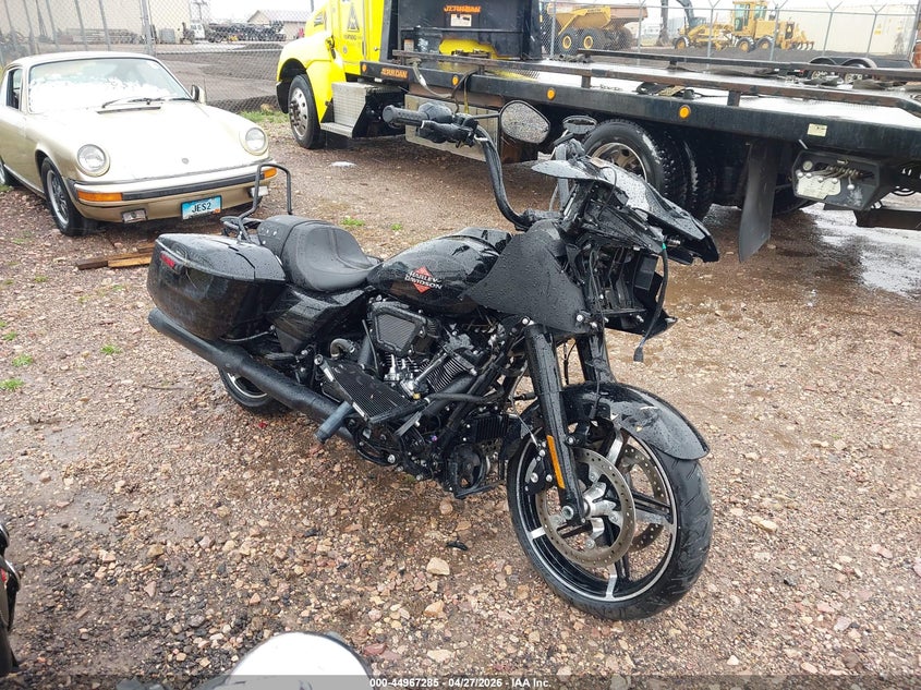 2025 Harley-davidson Road glide VIN 1HD1KH713SB610749 — IAAI salvage auction photo