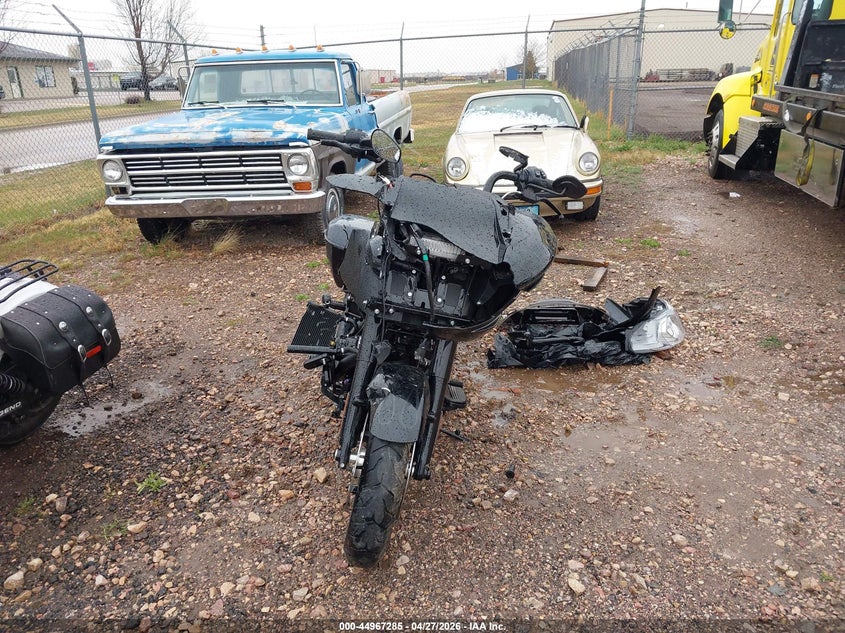 2025 Harley-davidson Road glide VIN 1HD1KH713SB610749 IAAI salvage auction — ALL OVER, Regular (South Dakota), sold $9,300 on 2026-07-07 (photo 5)