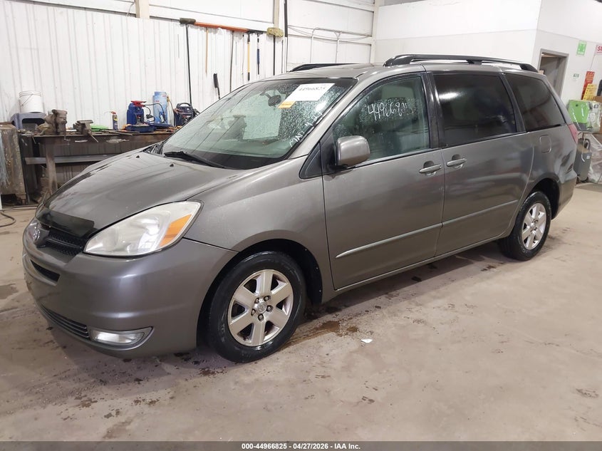 2005 Toyota Sienna VIN 5TDZA22CX5S243312 IAAI salvage auction — RIGHT FRONT, Clear (Indiana), sold $475 on 2026-07-21 (photo 2)