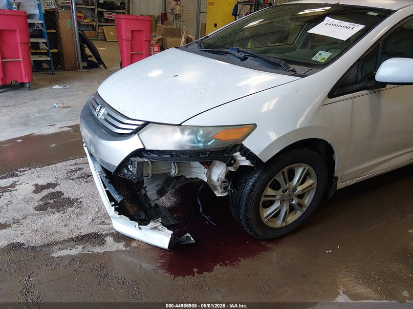 2010 Honda Insight VIN JHMZE2H71AS025502 IAAI salvage auction — FRONT END, Salvage (Louisiana), sold $575 on 2026-07-13 (photo 6)