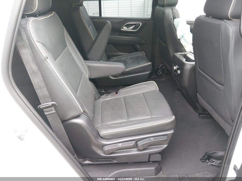 2022 Gmc Yukon VIN 1GKS1BKD9NR182869 IAAI salvage auction — RIGHT FRONT, Salvage Title, sold $10,850 on 2026-08-22 (photo 8)