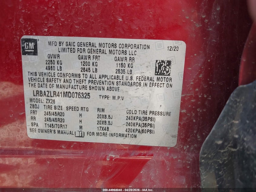2021 Buick Envision VIN LRBAZLR41MD076325 IAAI salvage auction — HAIL, Salvage Title, sold $25 on 2026-07-29 (photo 9)