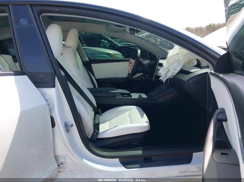 2025 Tesla Model 3 VIN 5YJ3E1EB1SF875994 IAAI salvage auction — FRONT END, Salvage Title, sold $10,950 on 2026-07-21 (photo 5)