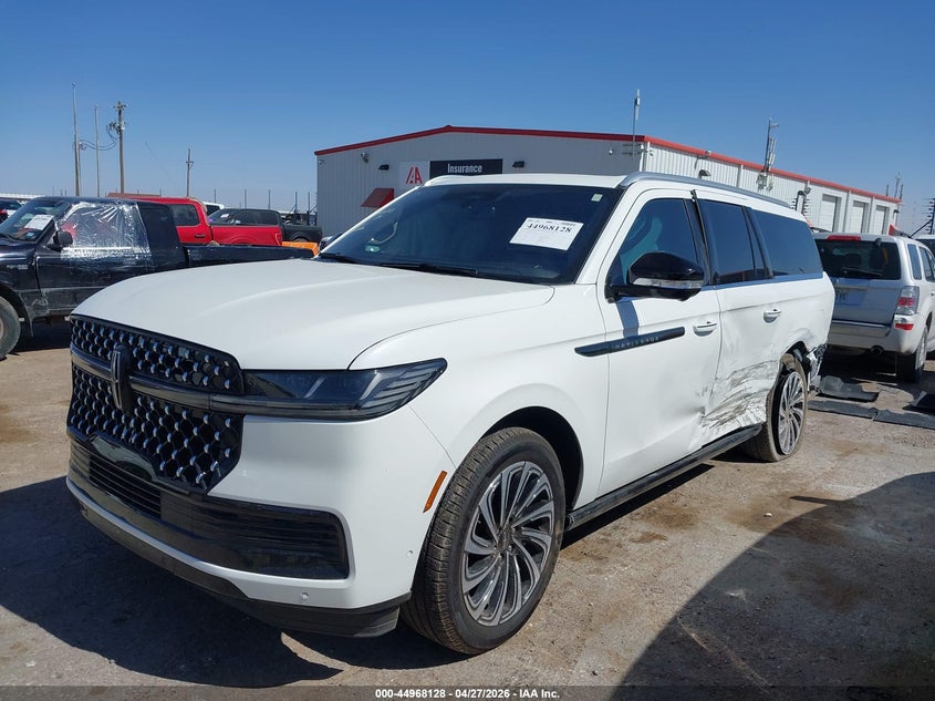 2025 Lincoln Navigator VIN 5LMJJ3TG8SEL11783 IAAI salvage auction — SIDE, Original (Texas), sold $42,750 on 2026-07-20 (photo 2)