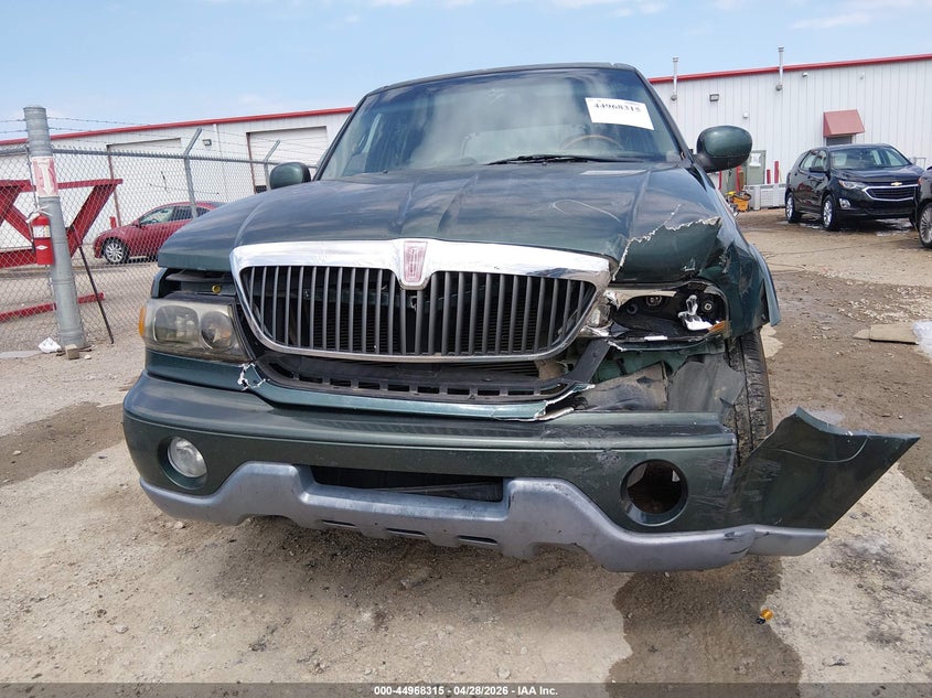 2000 Lincoln Navigator VIN 5LMEU27A1YLJ17710 IAAI salvage auction — LEFT FRONT, Salvage (Kansas), sold $25 on 2026-07-10 (photo 6)