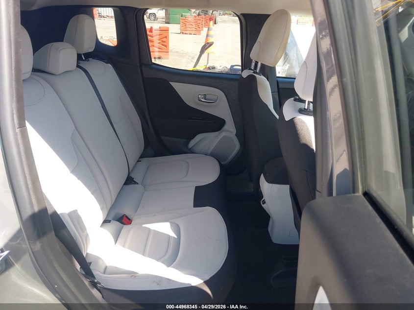 2019 Jeep Renegade VIN ZACNJABB8KPK43380 IAAI salvage auction — FRONT END, Clear (Missouri), sold $350 on 2026-07-14 (photo 8)