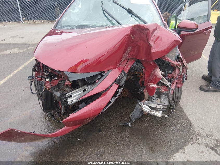 2022 Toyota Corolla VIN 5YFEPMAE8NP363453 IAAI salvage auction — ROLLOVER, Salvage Title, sold $25 on 2026-07-08 (photo 5)