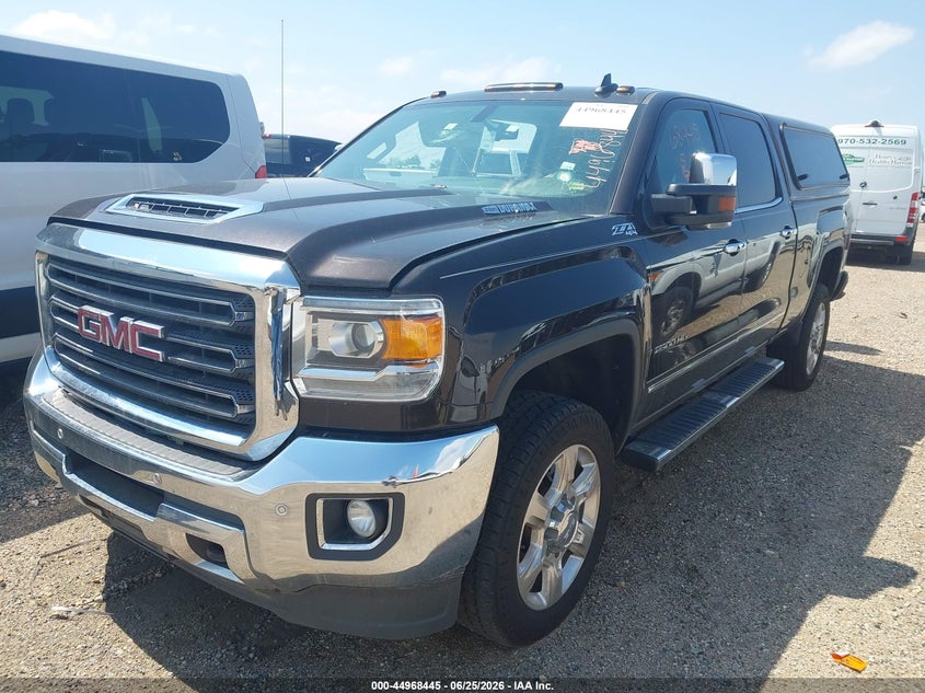 2019 Gmc SIERRA VIN 1GT12REYXKF103489 IAAI salvage auction — RIGHT SIDE, Salvage (Colorado), sold $10,100 on 2026-07-29 (photo 2)