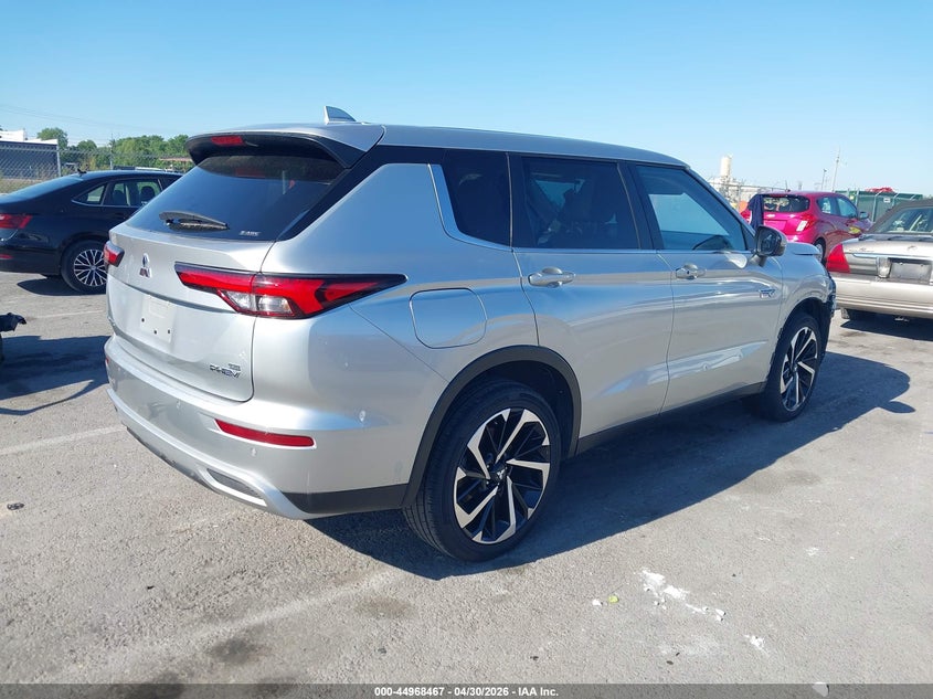 2023 Mitsubishi Outlander VIN JA4T5UA98PZ046324 IAAI salvage auction — FRONT END, Salvage (Illinois), sold $10,300 on 2026-07-14 (photo 4)
