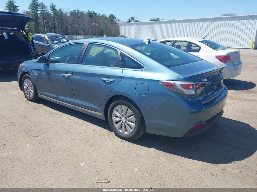 2016 Hyundai Sonata VIN KMHE24L18GA016362 IAAI salvage auction — RIGHT SIDE, Salvage (Connecticut), sold $1,350 on 2026-07-10 (photo 3)