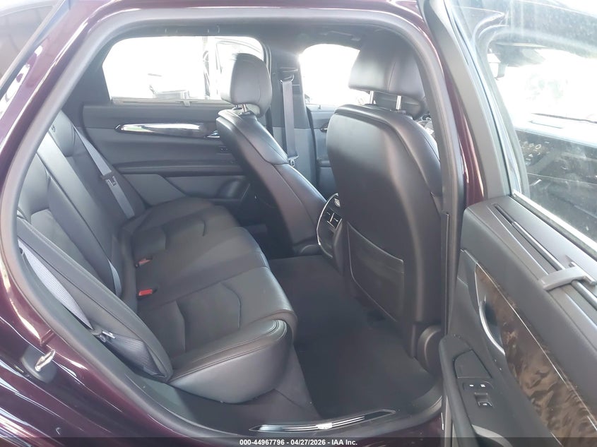 2017 Cadillac Ct6 VIN 1G6KF5RSXHU207432 IAAI salvage auction — FRONT END, Wait Title, sold $5,900 on 2026-09-06 (photo 8)