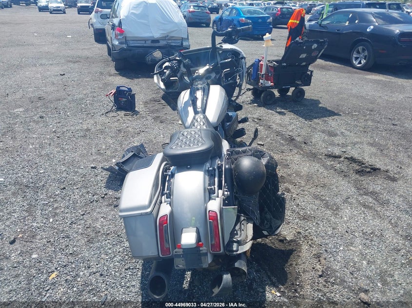 2023 Harley-davidson Road glide VIN 1HD1TC61XPB954264 IAAI salvage auction — FRONT END, Salvage - Greater Than 75% (Maryland), sold $7,700 on 2026-07-29 (photo 6)