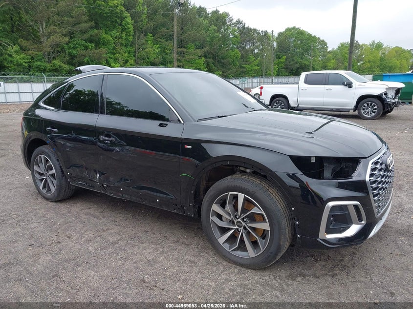 2024 Audi Q5 sportback VIN WA15AAFY9R2087270 IAAI salvage auction — SIDE, Salvage Title, sold $20,100 on 2026-07-16 (photo 6)
