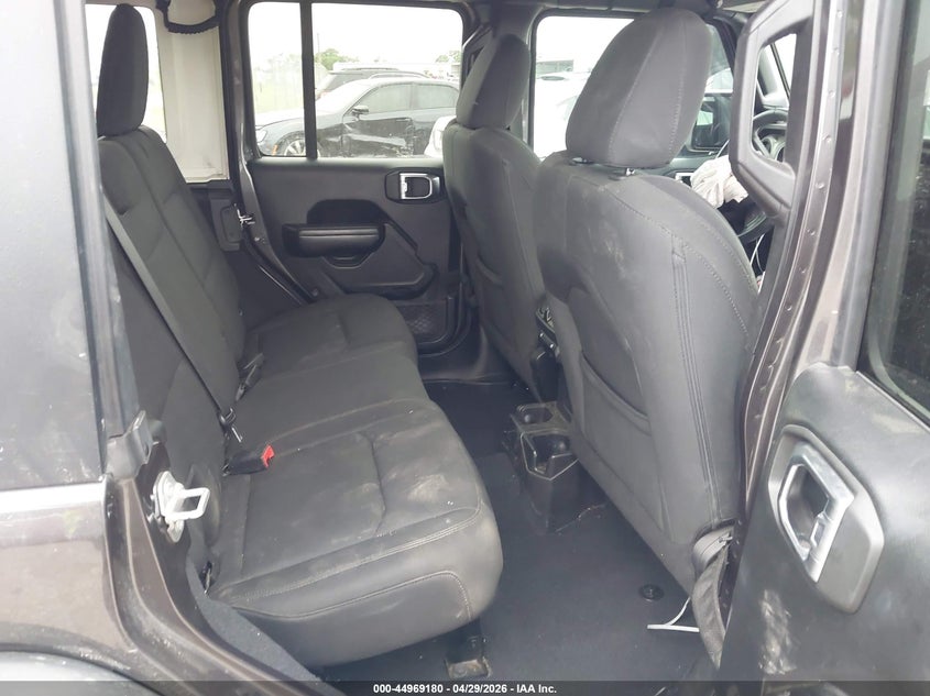 2018 Jeep Wrangler / VIN 1C4HJXDG4JW137019 IAAI salvage auction — FRONT & REAR, Salvage (Texas), sold $7,300 on 2026-07-28 (photo 8)