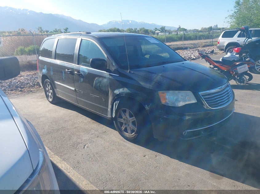 2011 Chrysler Town & country VIN 2A4RR5DG5BR723234 IAAI salvage auction — RIGHT FRONT, Salvage (Idaho), sold $475 on 2026-07-09 (photo 1)