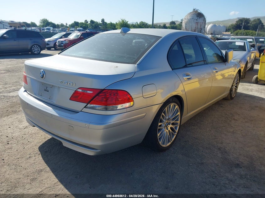 2007 BMW 7 series VIN WBAHL83557DT09995 IAAI salvage auction — NORMAL WEAR, Salvage (California), sold $500 on 2026-07-09 (photo 4)