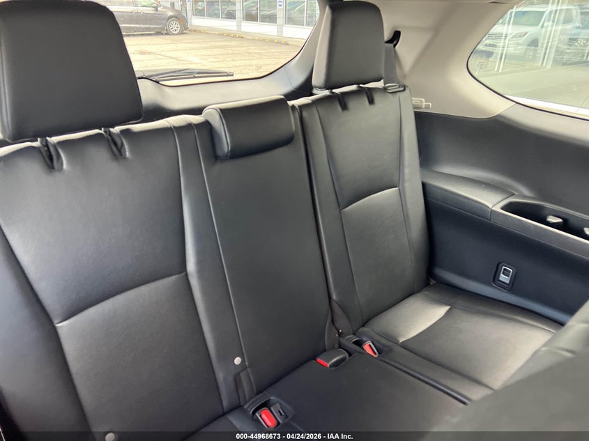 2024 Toyota Highlander VIN 5TDACAB5XRS005369 IAAI salvage auction — NORMAL WEAR, Clear (Pennsylvania), sold $29,875 on 2026-07-08 (photo 6)