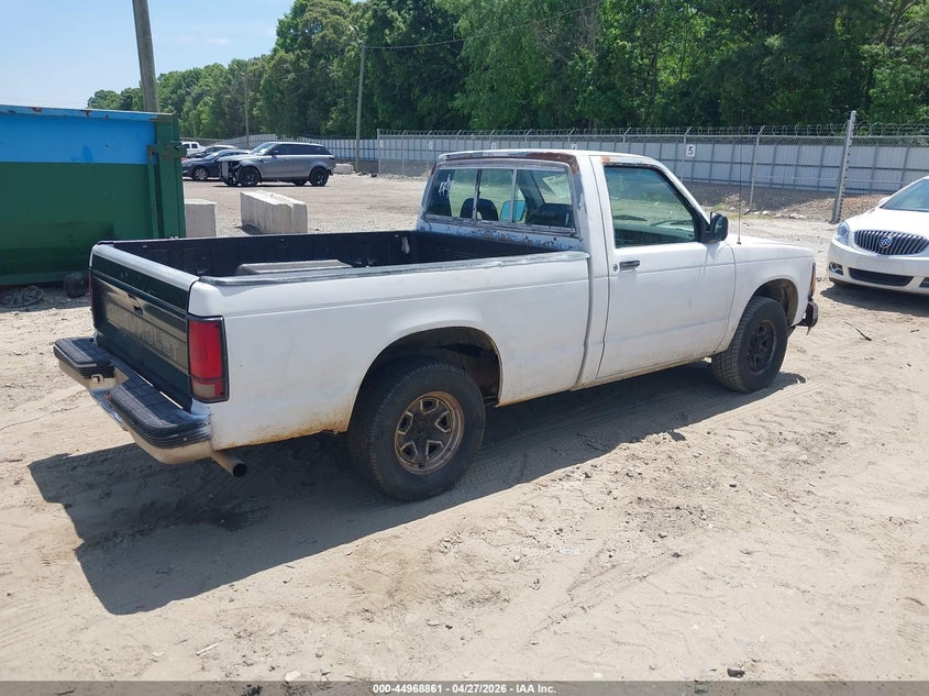 1993 Chevrolet S truck VIN 1GCCS14R6P8100704 IAAI salvage auction — FRONT END, Salvage (Idaho), sold $250 on 2026-07-09 (photo 4)