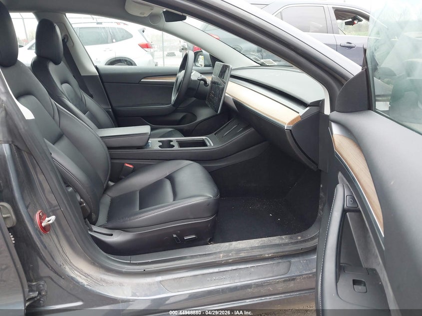 2022 Tesla Model 3 VIN 5YJ3E1EB0NF183844 IAAI salvage auction — FRONT END, Salvage Title, sold $7,400 on 2026-07-08 (photo 5)