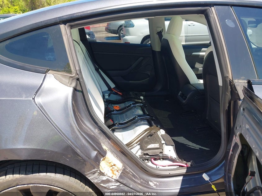 2022 Tesla Model 3 VIN 5YJ3E1EC8NF163267 IAAI salvage auction — RIGHT SIDE, Salvage - 75% Or Less (Maryland), sold $10,300 on 2026-07-16 (photo 8)