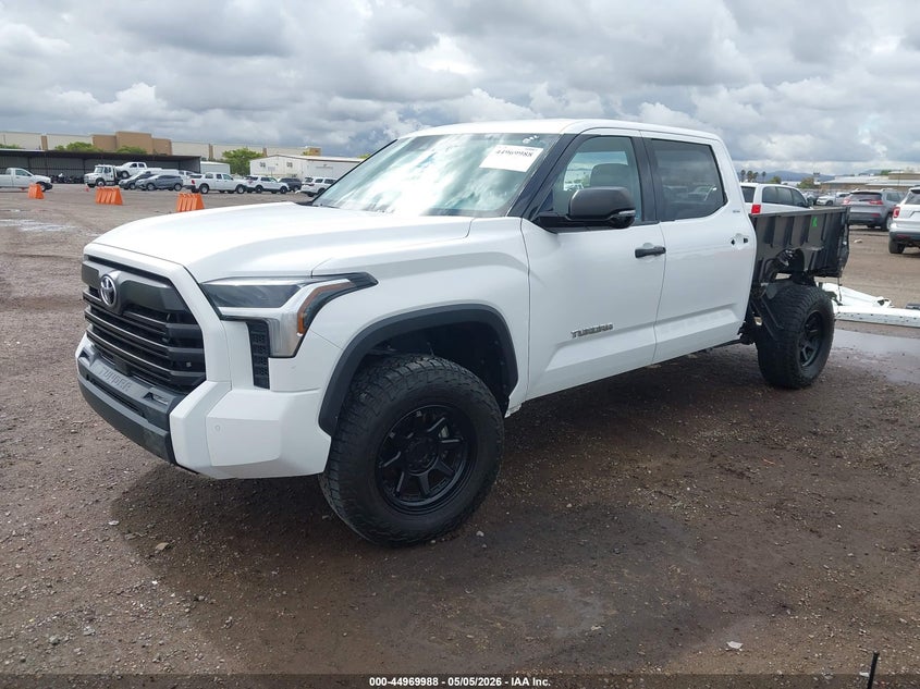 2022 Toyota Tundra VIN 5TFLA5EC8NX006962 IAAI salvage auction — REAR END, Salvage (California), sold $9,100 on 2026-07-29 (photo 2)
