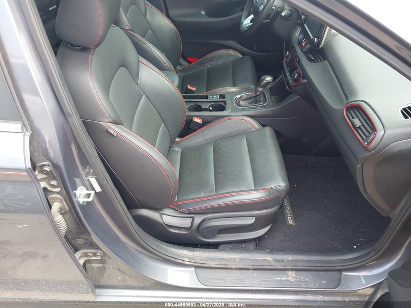 2018 Hyundai Elantra VIN KMHH55LC9JU017165 IAAI salvage auction — FRONT & REAR, Salvage Title, sold $550 on 2026-07-28 (photo 5)