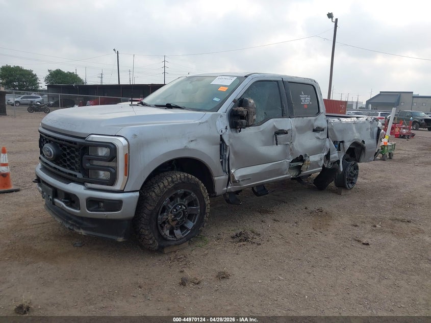 2024 Ford F250 VIN 1FT8W2BT5REC33618 IAAI salvage auction — ROLLOVER, Original (Texas), sold $14,700 on 2026-07-29 (photo 2)