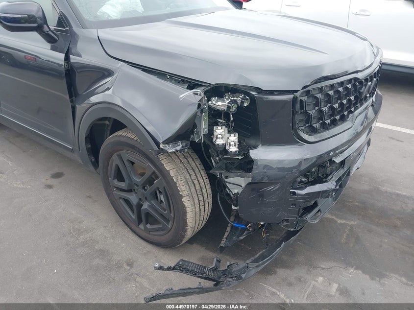 2025 Kia Telluride VIN 5XYP5DGC4SG657212 IAAI salvage auction — RIGHT FRONT, Salvage Title, sold $17,050 on 2026-07-22 (photo 6)