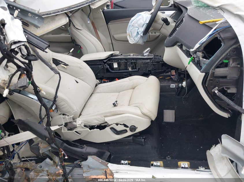 2024 Volvo Xc90 VIN YV4H60CF9R1163901 IAAI salvage auction — RIGHT SIDE, Salvage Title, sold $1,150 on 2026-07-22 (photo 5)