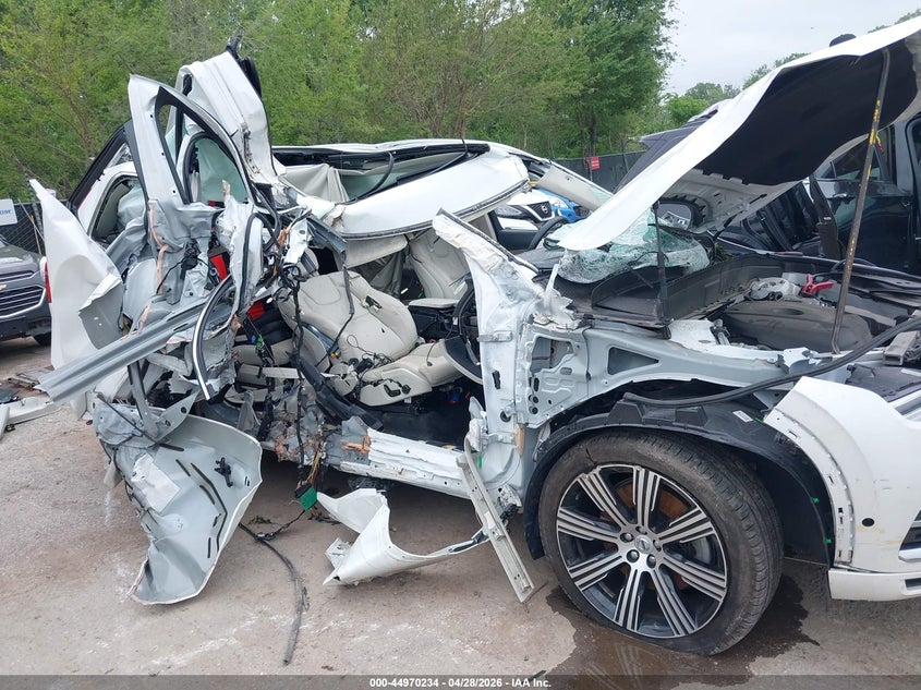 2024 Volvo Xc90 VIN YV4H60CF9R1163901 IAAI salvage auction — RIGHT SIDE, Salvage Title, sold $1,150 on 2026-07-22 (photo 6)