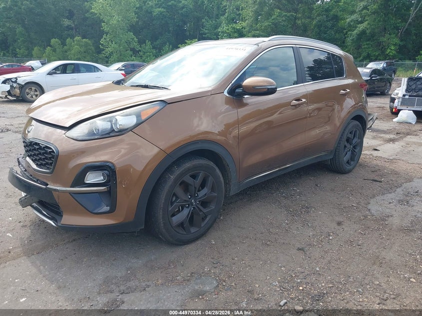 2021 Kia Sportage VIN KNDP63AC7M7922768 IAAI salvage auction — RIGHT FRONT, Salvage Title, sold $2,500 on 2026-07-22 (photo 2)