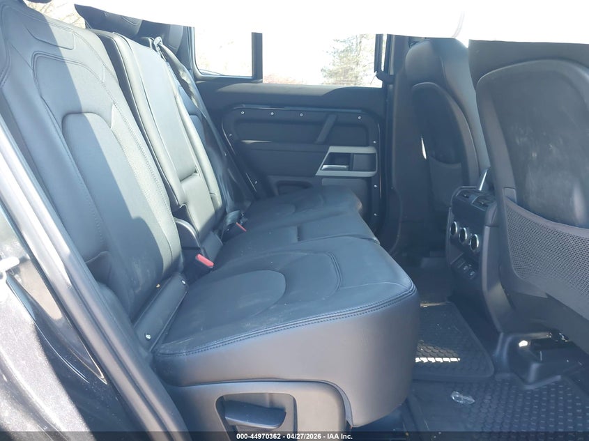 2024 Land rover Defender VIN SALEJEEU1R2295549 IAAI salvage auction — FRONT END, Salvage Title, sold $23,825 on 2026-07-06 (photo 8)