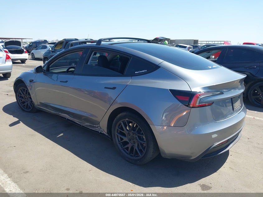 2024 Tesla Model 3 VIN 5YJ3E1EA0RF863384 IAAI salvage auction — SIDE, Salvage (Arizona), sold $10,500 on 2026-08-02 (photo 3)
