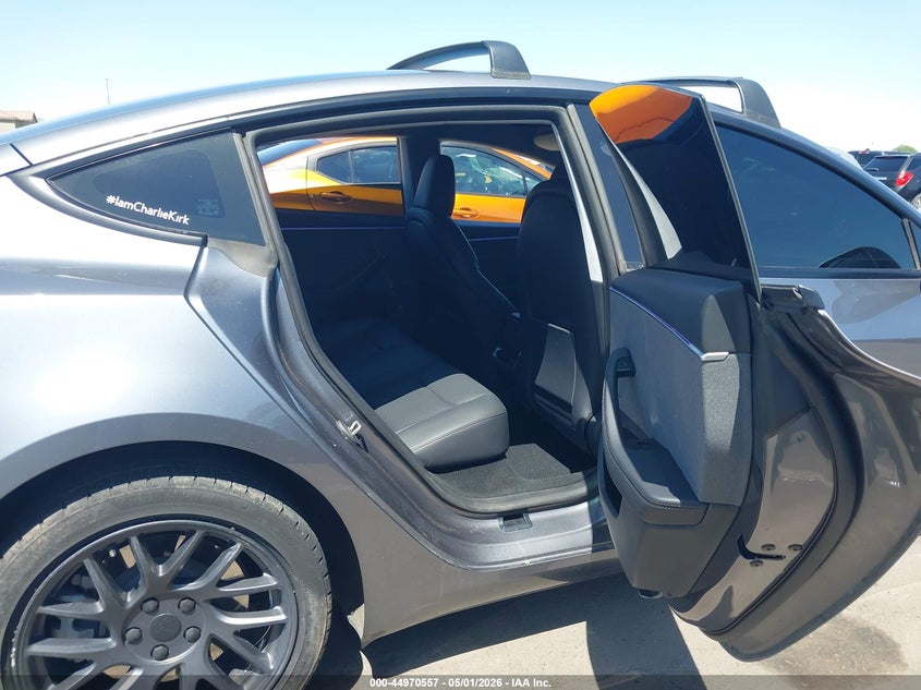 2024 Tesla Model 3 VIN 5YJ3E1EA0RF863384 IAAI salvage auction — SIDE, Salvage (Arizona), sold $10,500 on 2026-08-02 (photo 8)