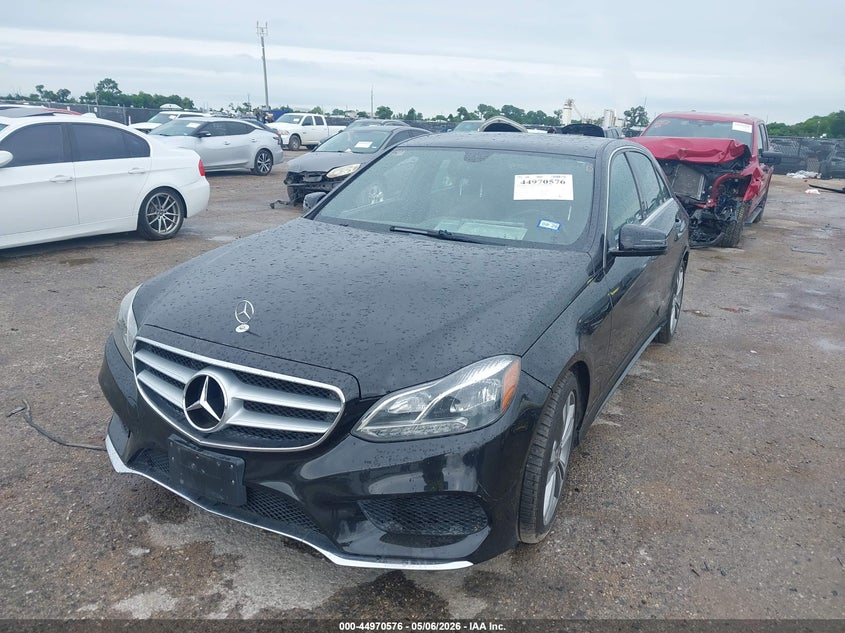 2014 Mercedes-benz E-klasse VIN WDDHF8JBXEA944427 IAAI salvage auction — REAR END, Original (Texas), sold $3,400 on 2026-07-07 (photo 2)