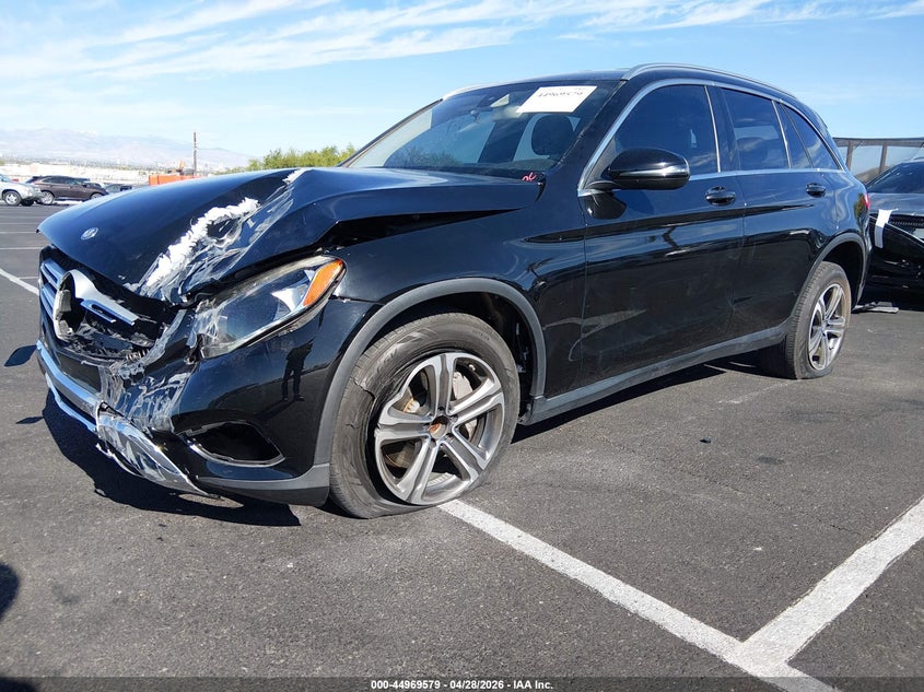 2016 Mercedes-benz Glc VIN WDC0G4JBXGF072764 IAAI salvage auction — FRONT & REAR, Salvage (Nevada), sold $2,800 on 2026-08-14 (photo 2)