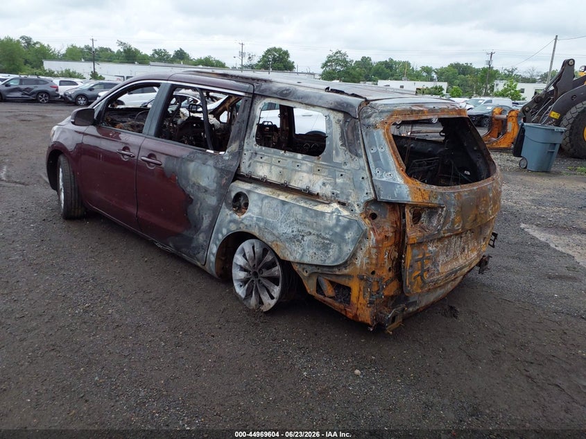 2015 Kia SEDONA VIN KNDMC5C11F6036439 IAAI salvage auction — UNKNOWN, Salvage (New Jersey), sold $25 on 2026-07-20 (photo 3)