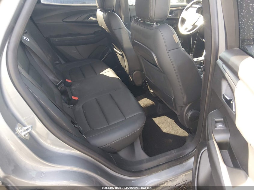 2023 Chevrolet Trailblazer VIN KL79MSSL1PB111330 IAAI salvage auction — RIGHT SIDE, Salvage Title, sold $9,650 on 2026-07-23 (photo 8)