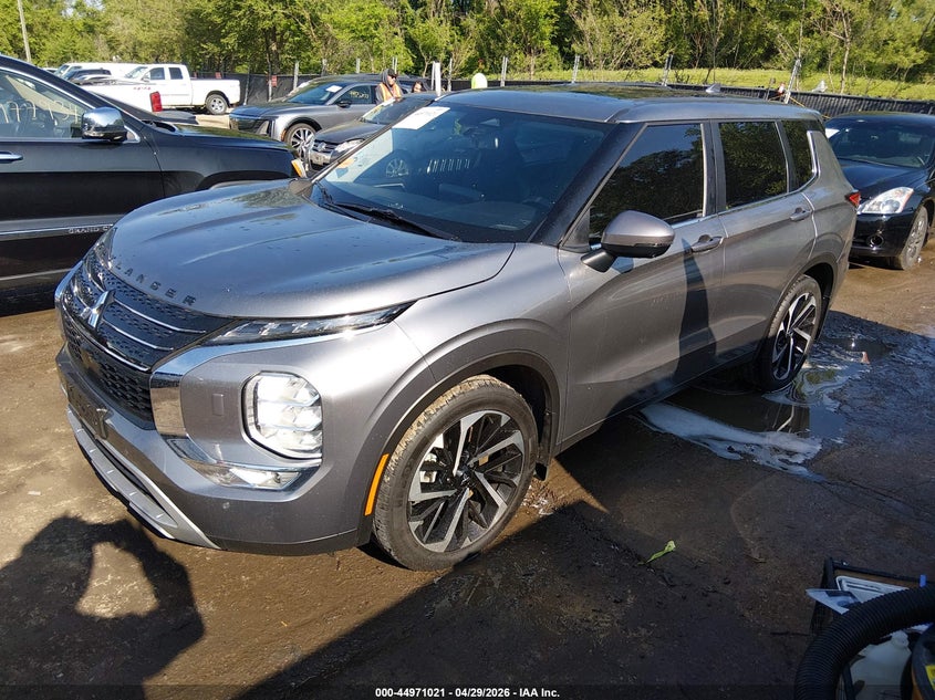 2023 Mitsubishi Outlander VIN JA4J4UA84PZ049304 IAAI salvage auction — HAIL, Salvage (Missouri), sold $12,600 on 2026-07-15 (photo 2)